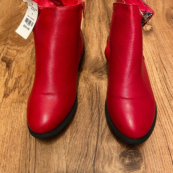 Red Faux Leather STREETWEAR SOCIETY Urban Planet Booties (Size 7) - Picture 1 of 6
